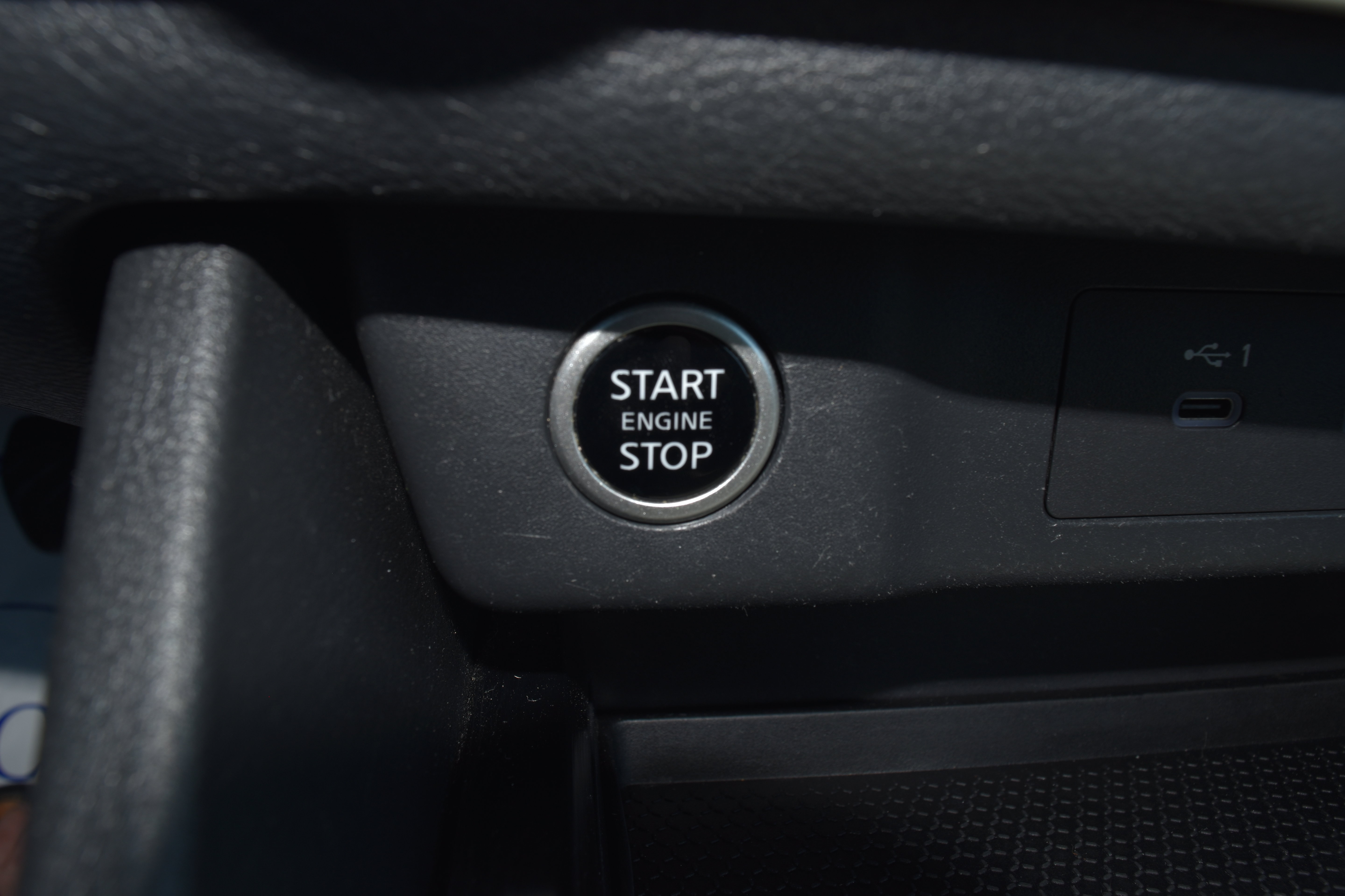 Used 2021 Nissan Rogue S AWD/4WD image 14