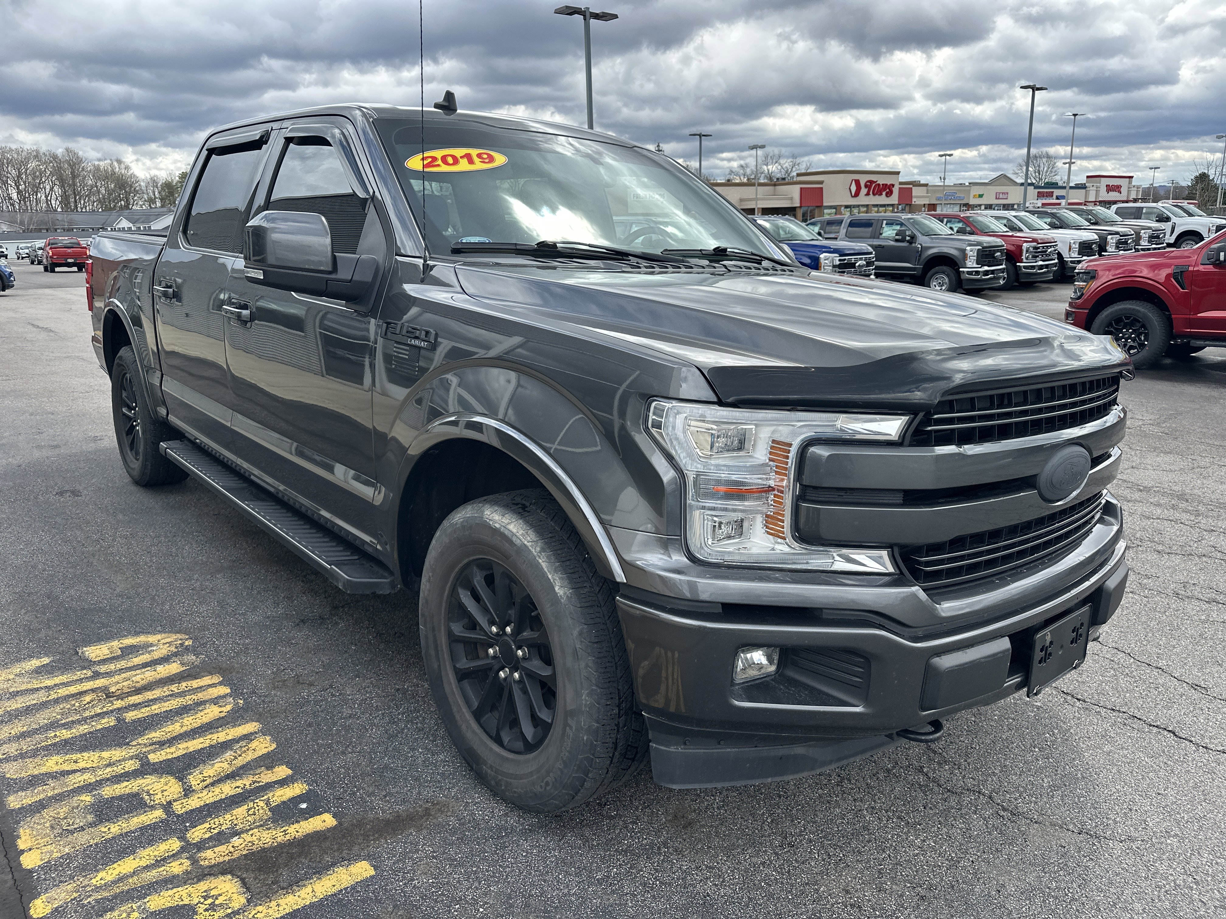 Used 2019 Ford F150 Lariat w/ Equipment Group 502A Luxury AWD/4WD image 15