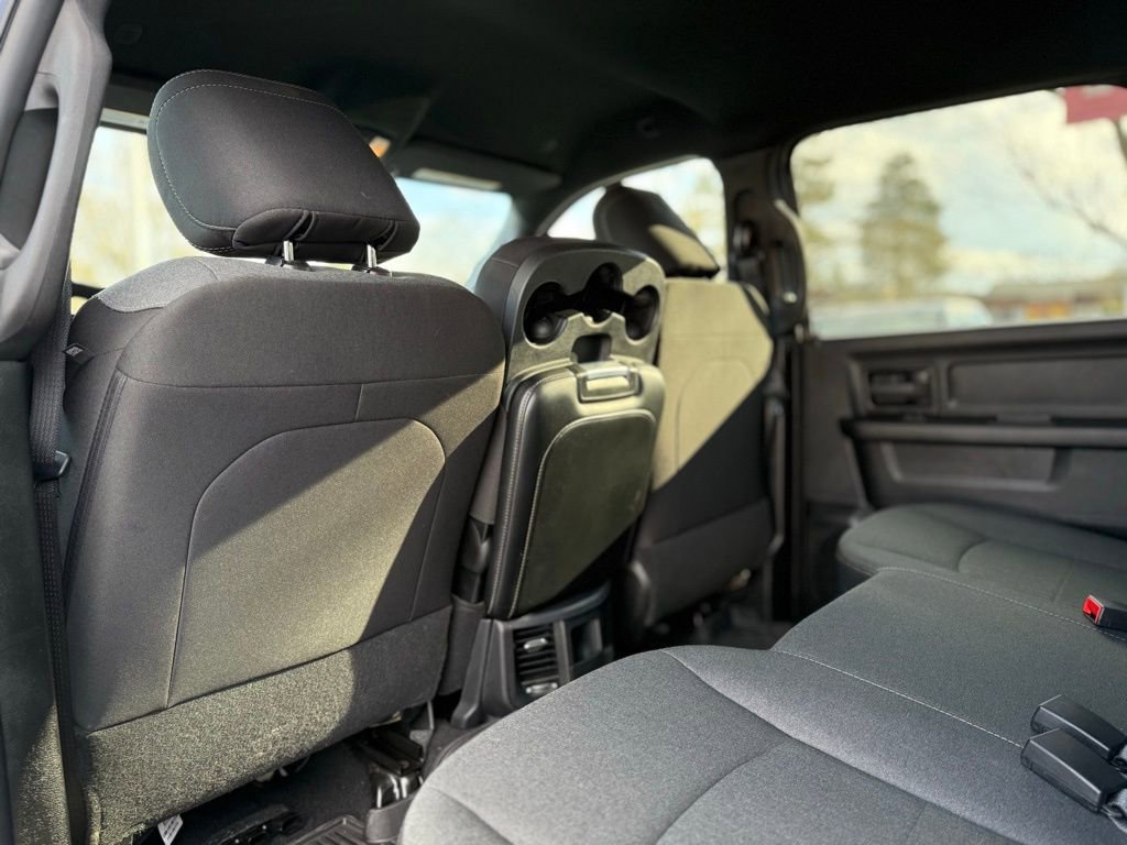 Used 2024 RAM 3500 Tradesman w/ Chrome Appearance Group image 17