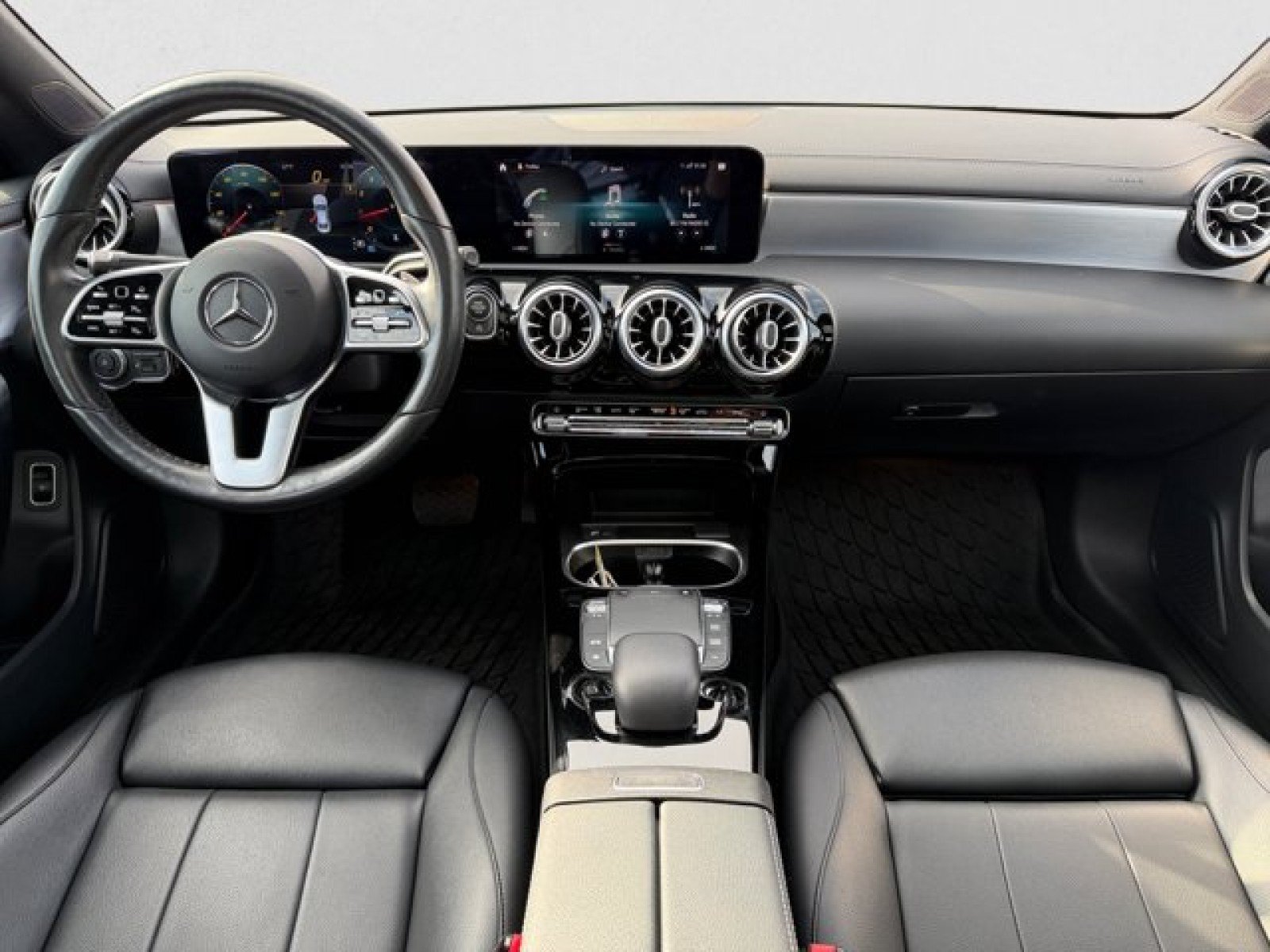 Used 2021 Mercedes-Benz CLA 250 image 13