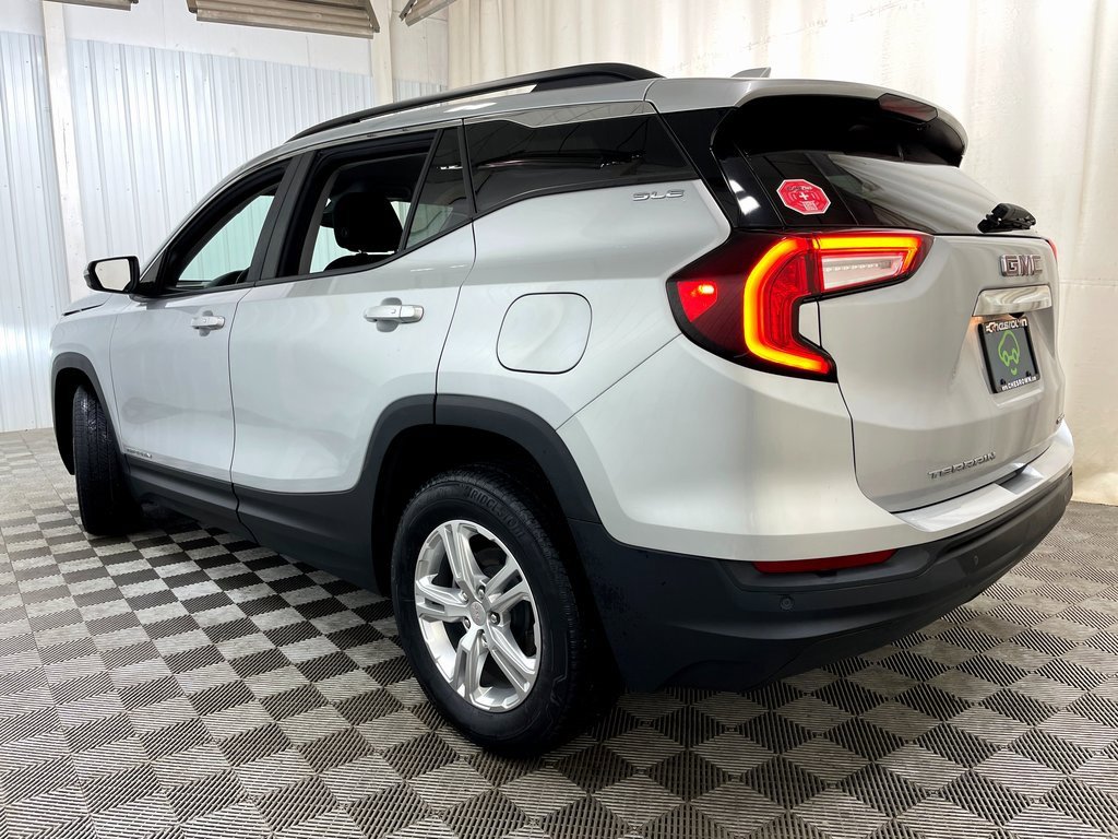 Certified 2022 GMC Terrain SLE w/ Driver Convenience Package image 45