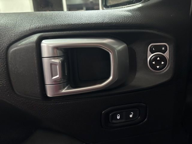 Used 2020 Jeep Gladiator Rubicon image 12