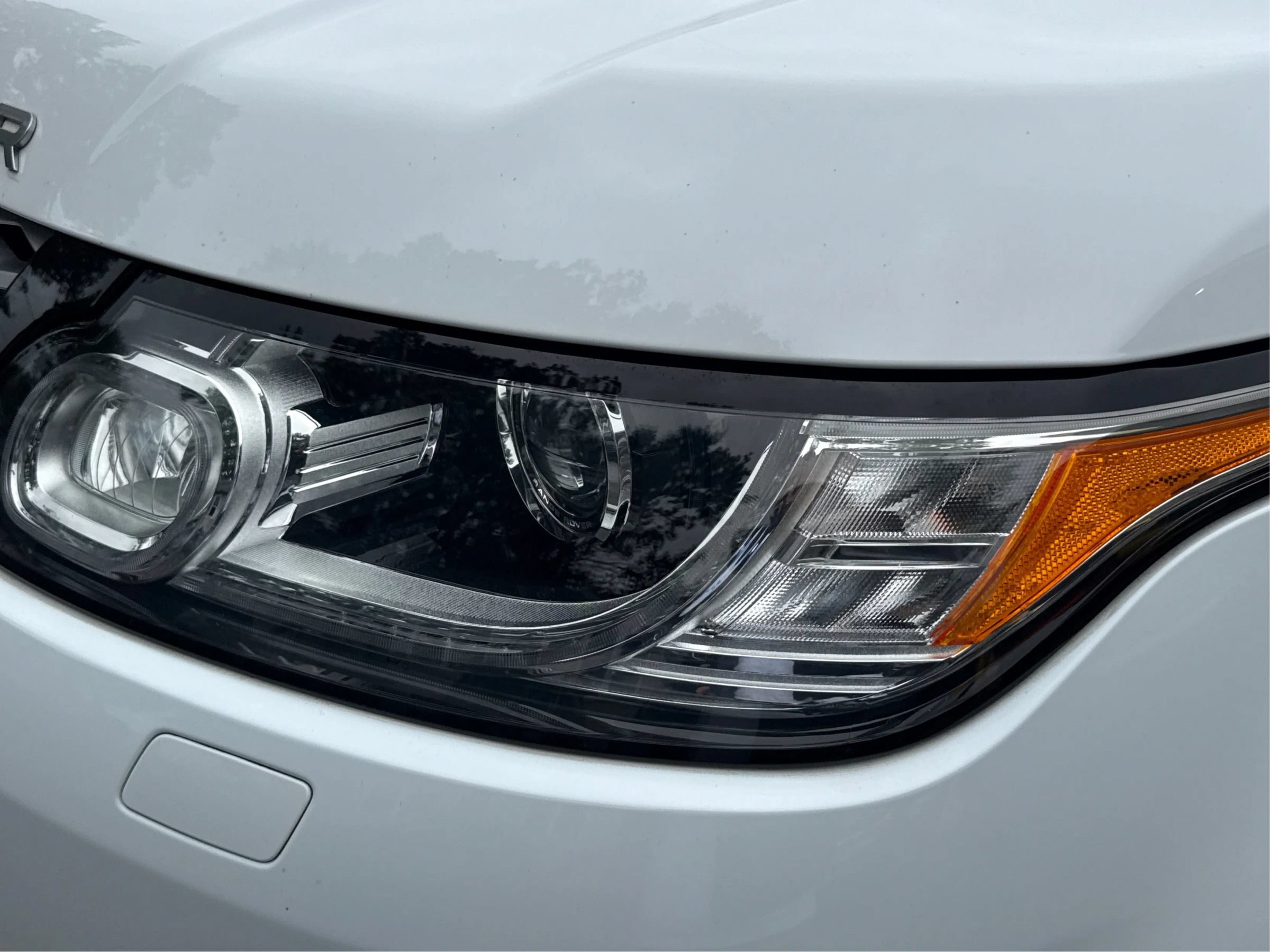 Used 2015 Land Rover Range Rover Sport Supercharged AWD/4WD image 24