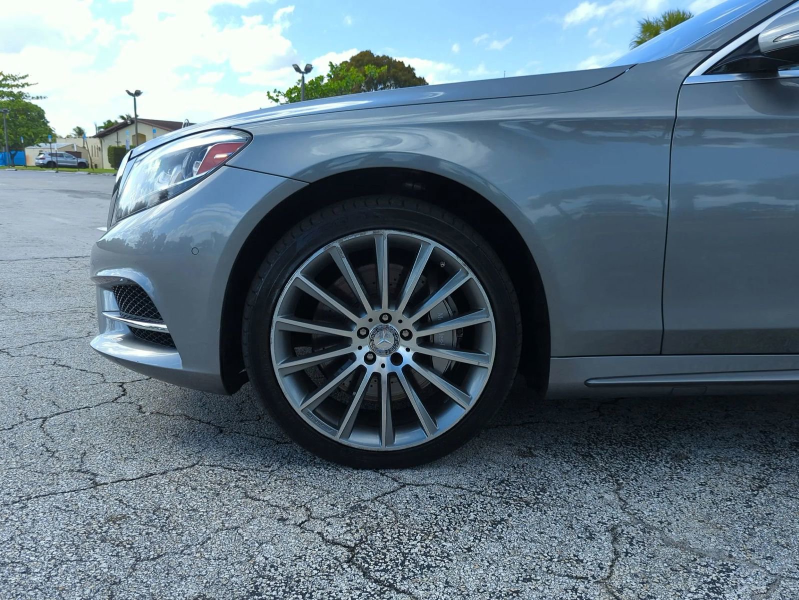 Used 2015 Mercedes-Benz S 550 Sedan image 16