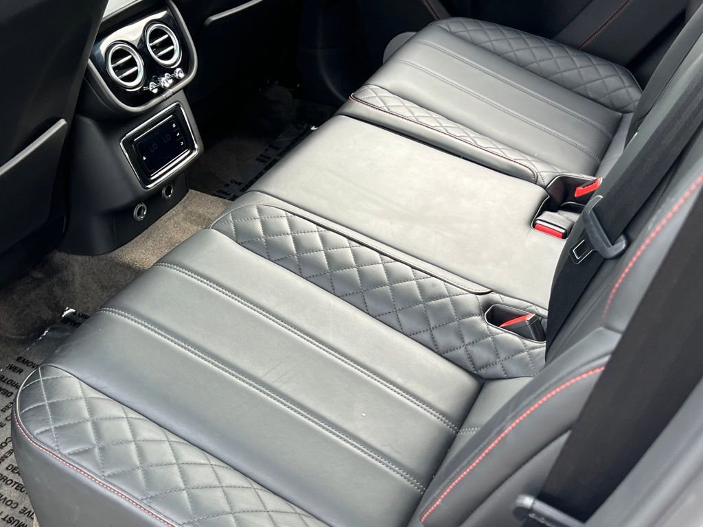 Used 2017 Bentley Bentayga image 20