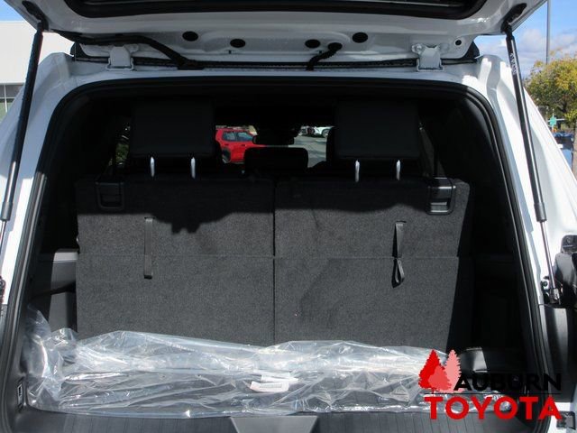 New 2026 Toyota 4Runner SR5 image 5