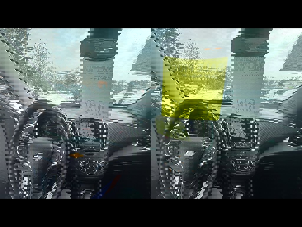 Used 2024 Chevrolet Malibu LT w/ Sport Edition image 11