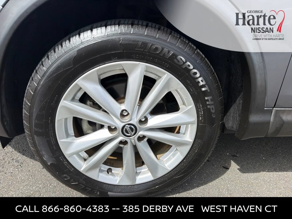 Certified 2019 Nissan Rogue Sport SV AWD/4WD image 35