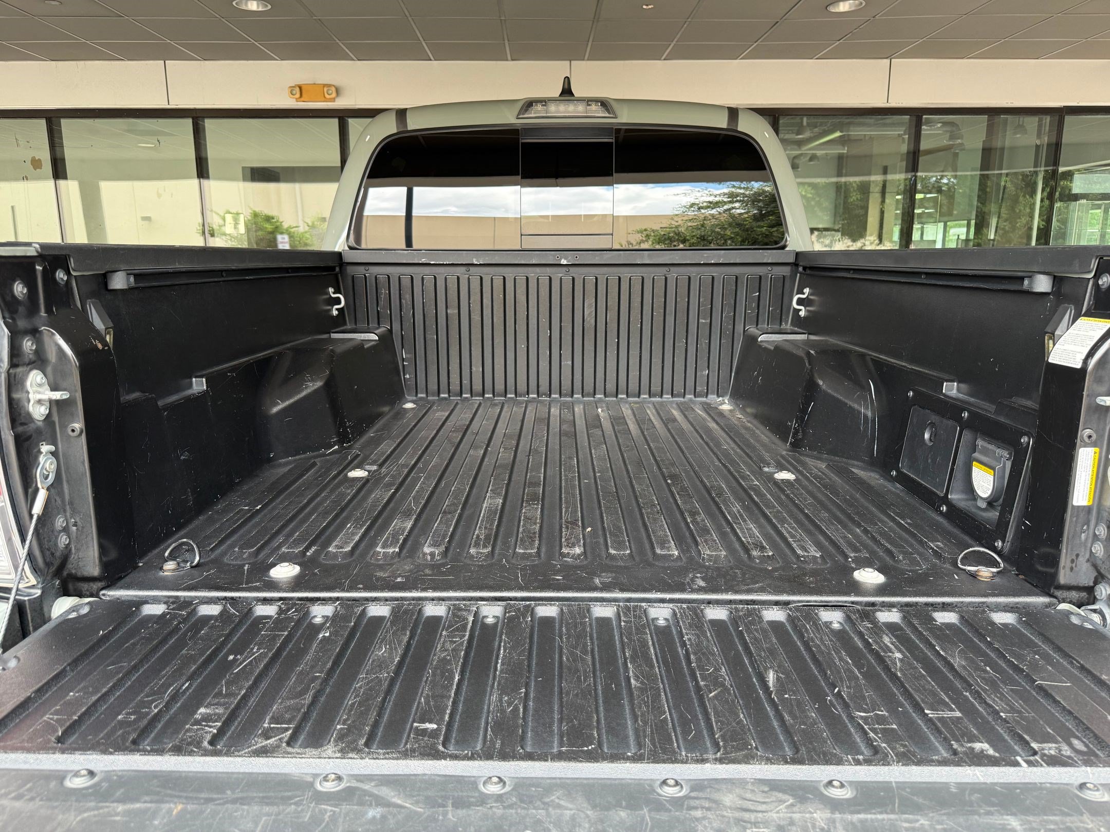 Used 2023 Toyota Tacoma TRD Sport w/ Technology Package RWD image 21