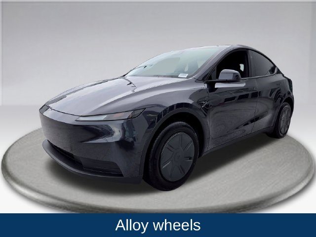 Used 2026 Tesla Model Y 2WD image 17