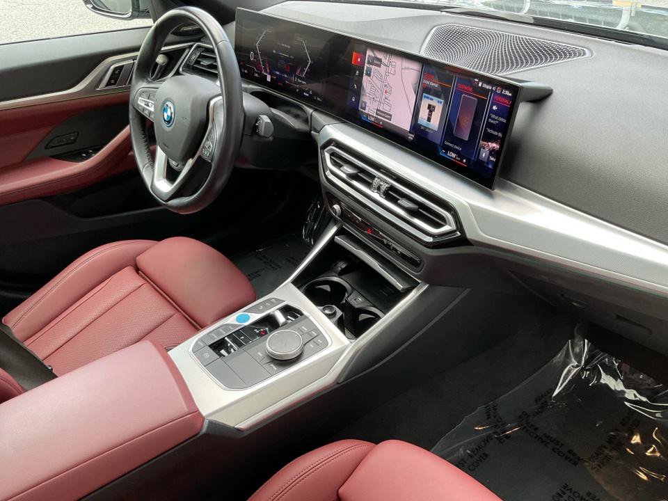 Used 2023 BMW i4 eDrive40 RWD image 32