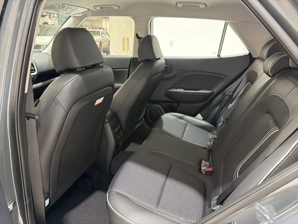 New 2026 Hyundai Venue SEL FWD image 13