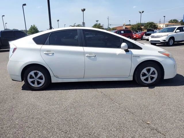 Used 2013 Toyota Prius One image 8