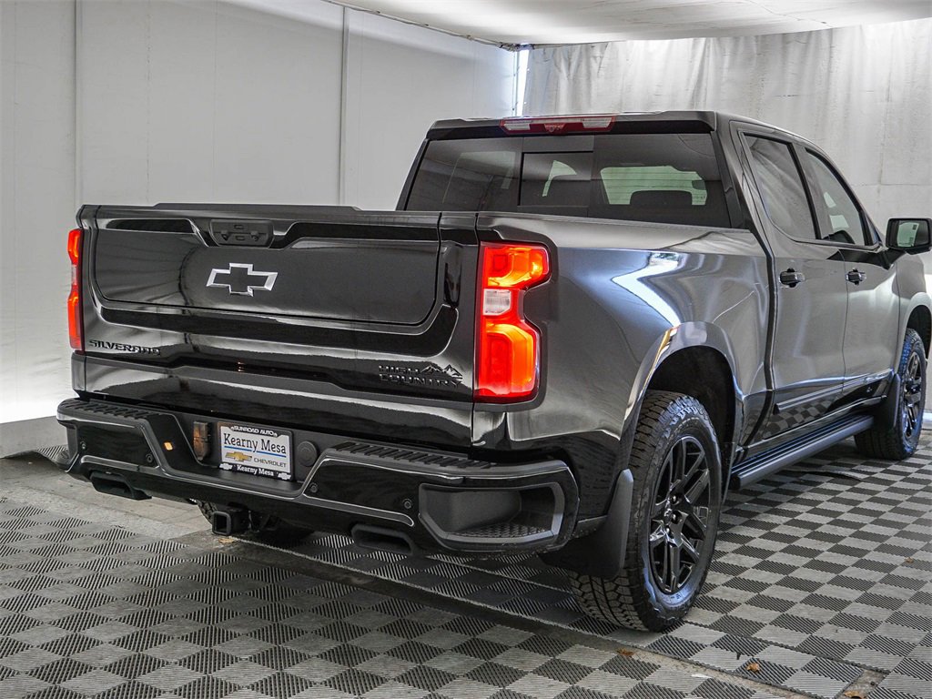 New 2026 Chevrolet Silverado 1500 High Country w/ Midnight Edition image 8