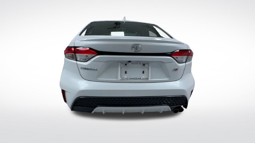 Used 2022 Toyota Corolla SE FWD image 7