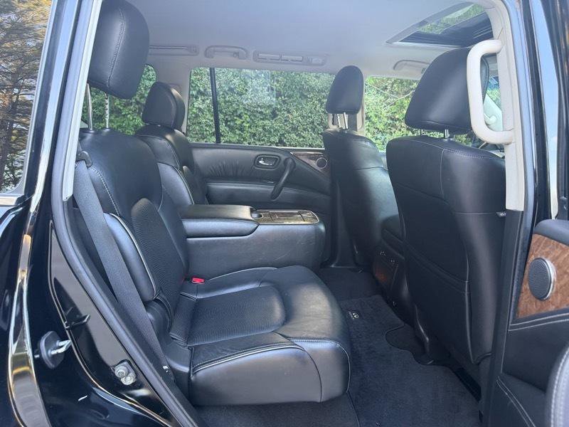 Used 2017 INFINITI QX80 4WD w/ All Season Package image 25