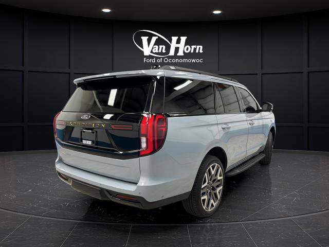 Used 2025 Ford Expedition Tremor AWD/4WD image 7