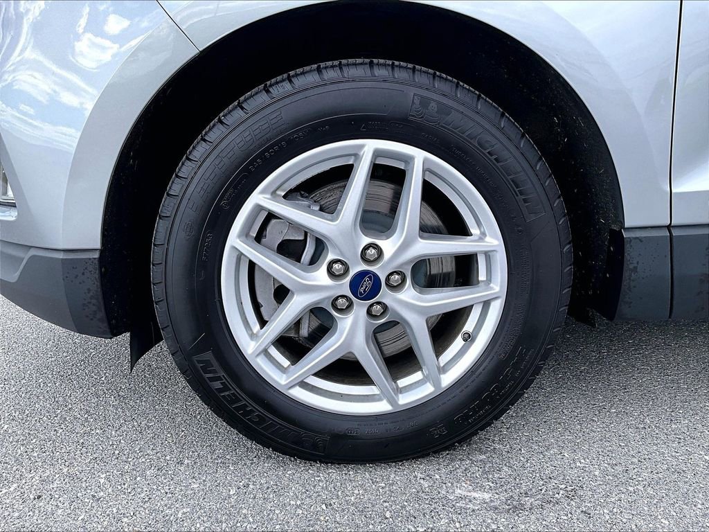 Used 2022 Ford Edge SEL w/ Convenience Package image 7