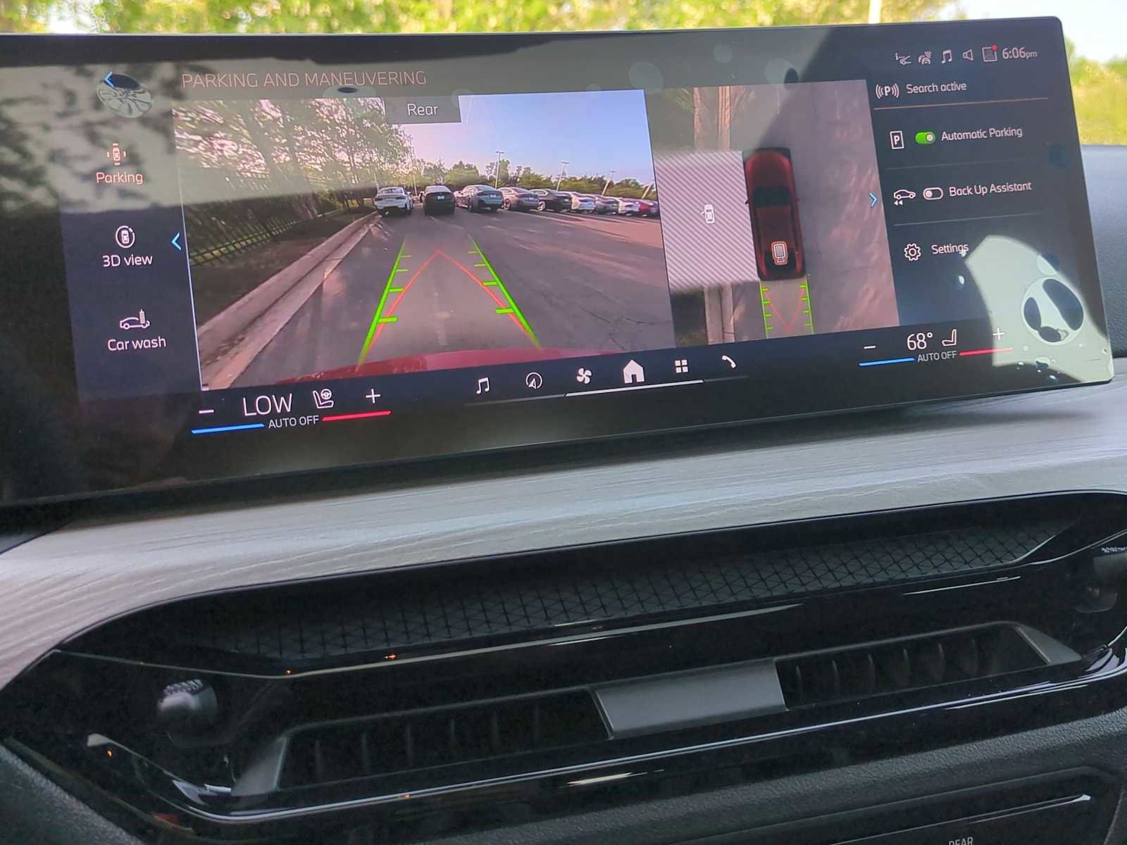 Used 2025 BMW i4 xDrive40i w/ Premium Package image 32