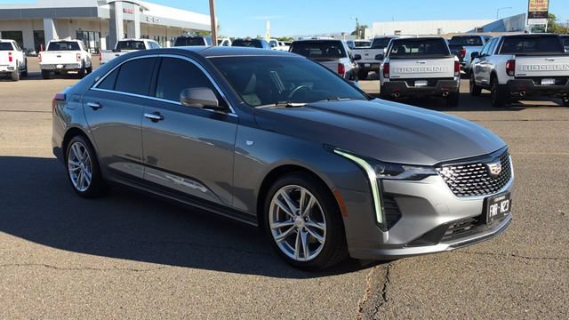 Used 2020 Cadillac CT4 Luxury RWD image 2