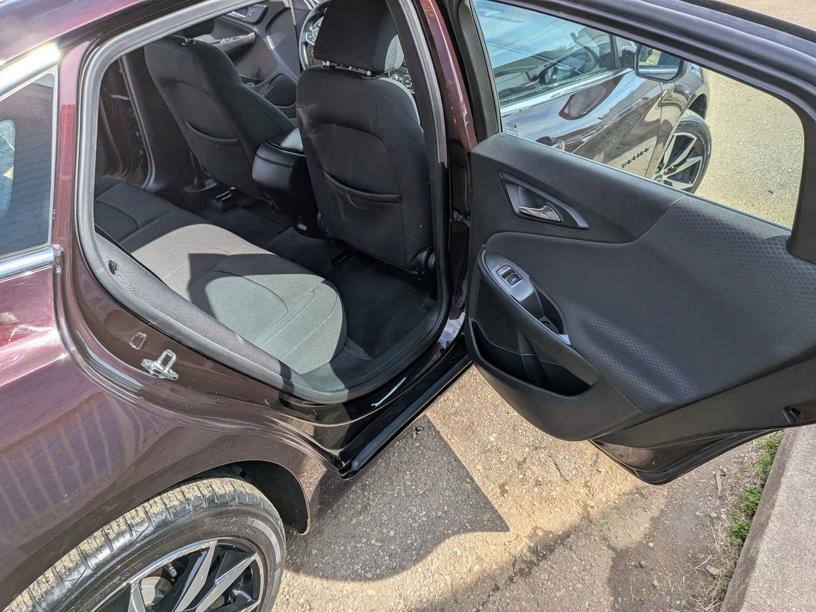 Used 2020 Chevrolet Malibu RS image 29