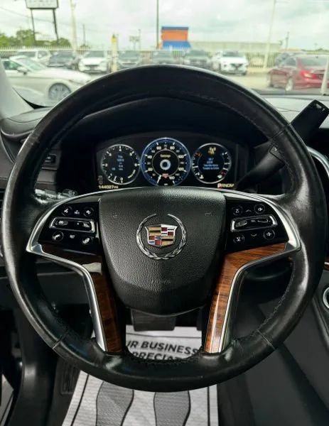 Used 2015 Cadillac Escalade Premium AWD/4WD image 31