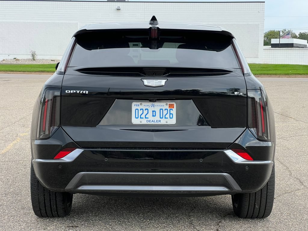 New 2027 Cadillac Optiq Premium Sport w/ LPO, Floor Liner Package AWD/4WD image 34