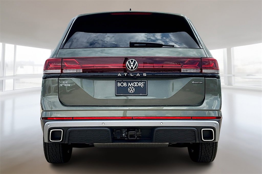 New 2026 Volkswagen Atlas Peak Edition image 4