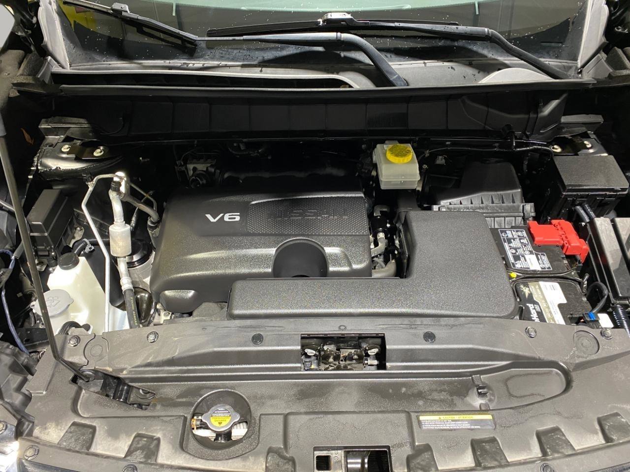 Used 2022 Nissan Pathfinder S image 18