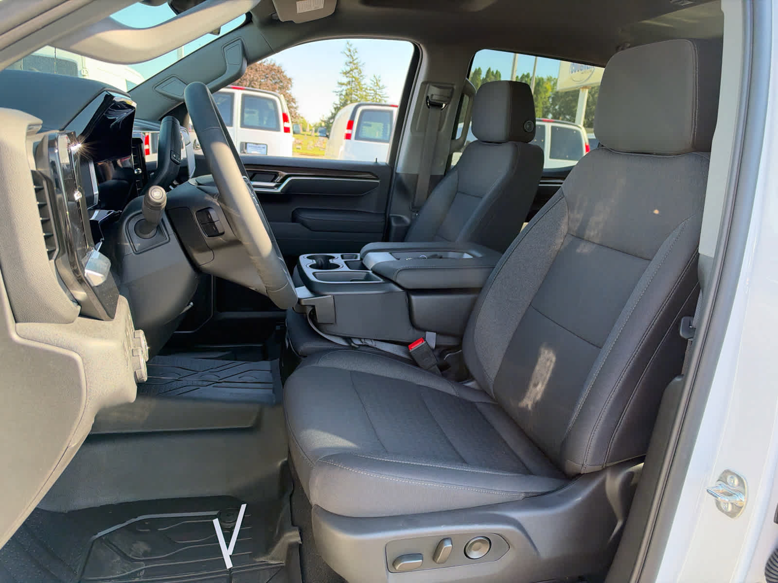 New 2026 Chevrolet Silverado 1500 RST w/ LPO, Liner Protection Package AWD/4WD image 10