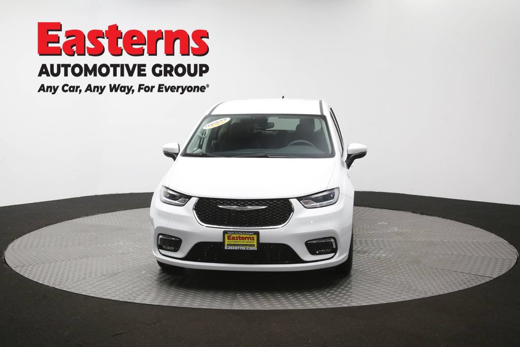 Used 2023 Chrysler Pacifica Touring-L FWD image 56