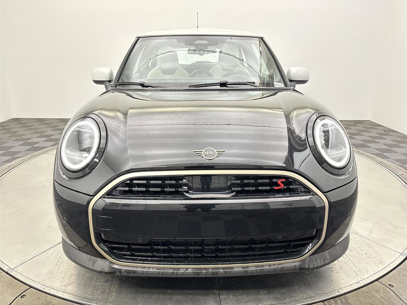 Used 2025 MINI Cooper S image 14