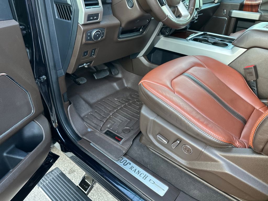 Used 2022 Ford F250 King Ranch w/ King Ranch Ultimate Package AWD/4WD image 21