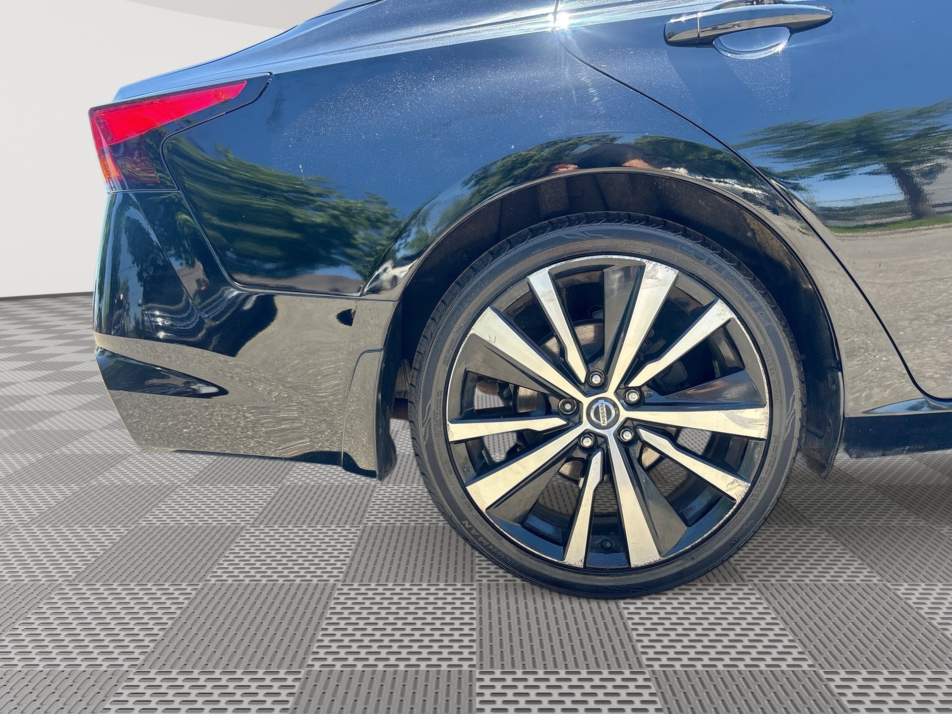 Used 2021 Nissan Altima 2.5 SR FWD image 29