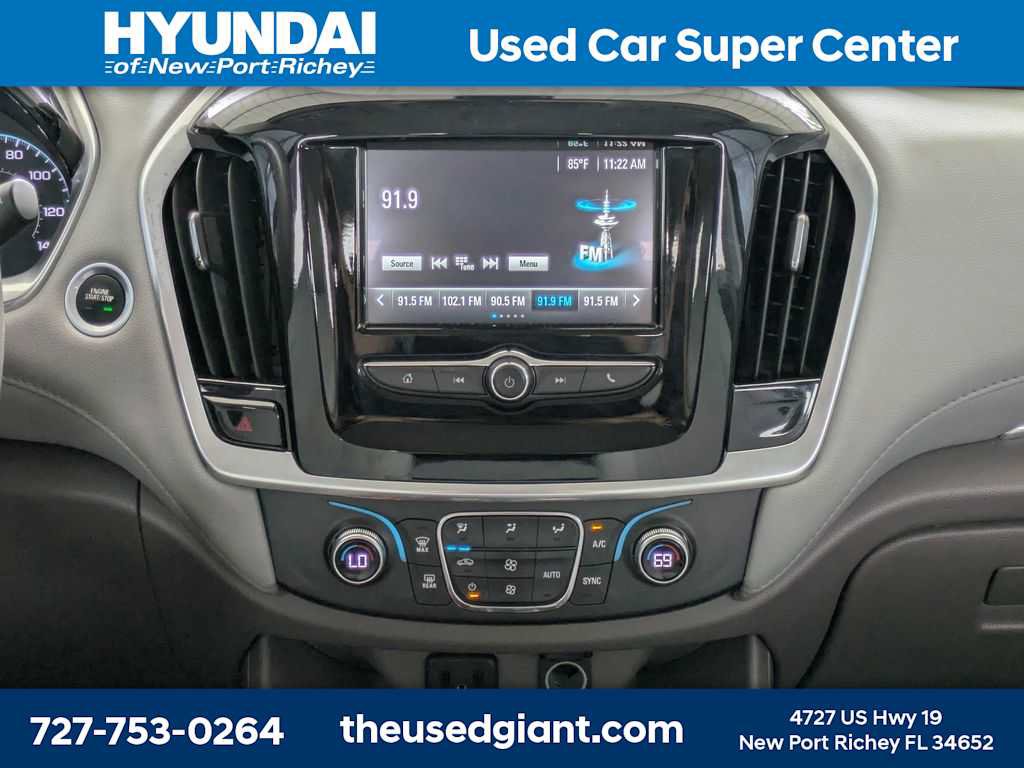 Used 2019 Chevrolet Traverse LT FWD image 24