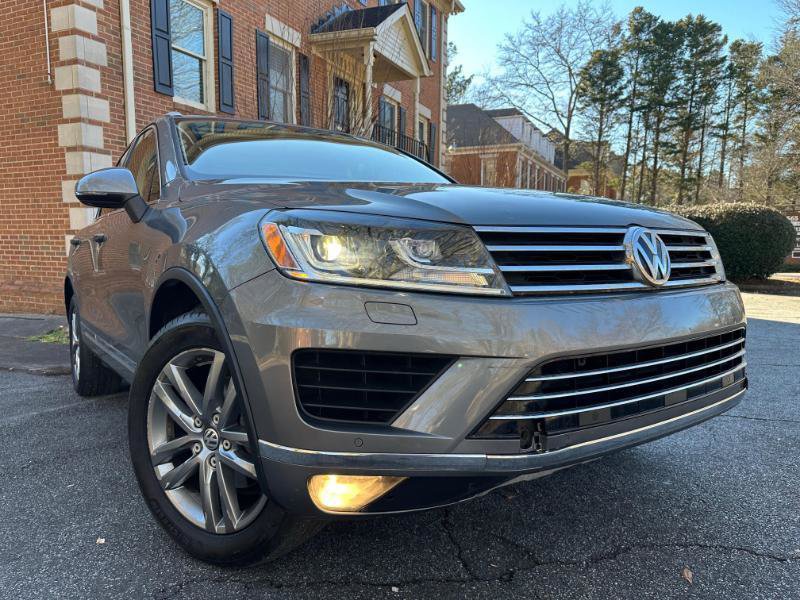 Used 2015 Volkswagen Touareg VR6 AWD/4WD image 6