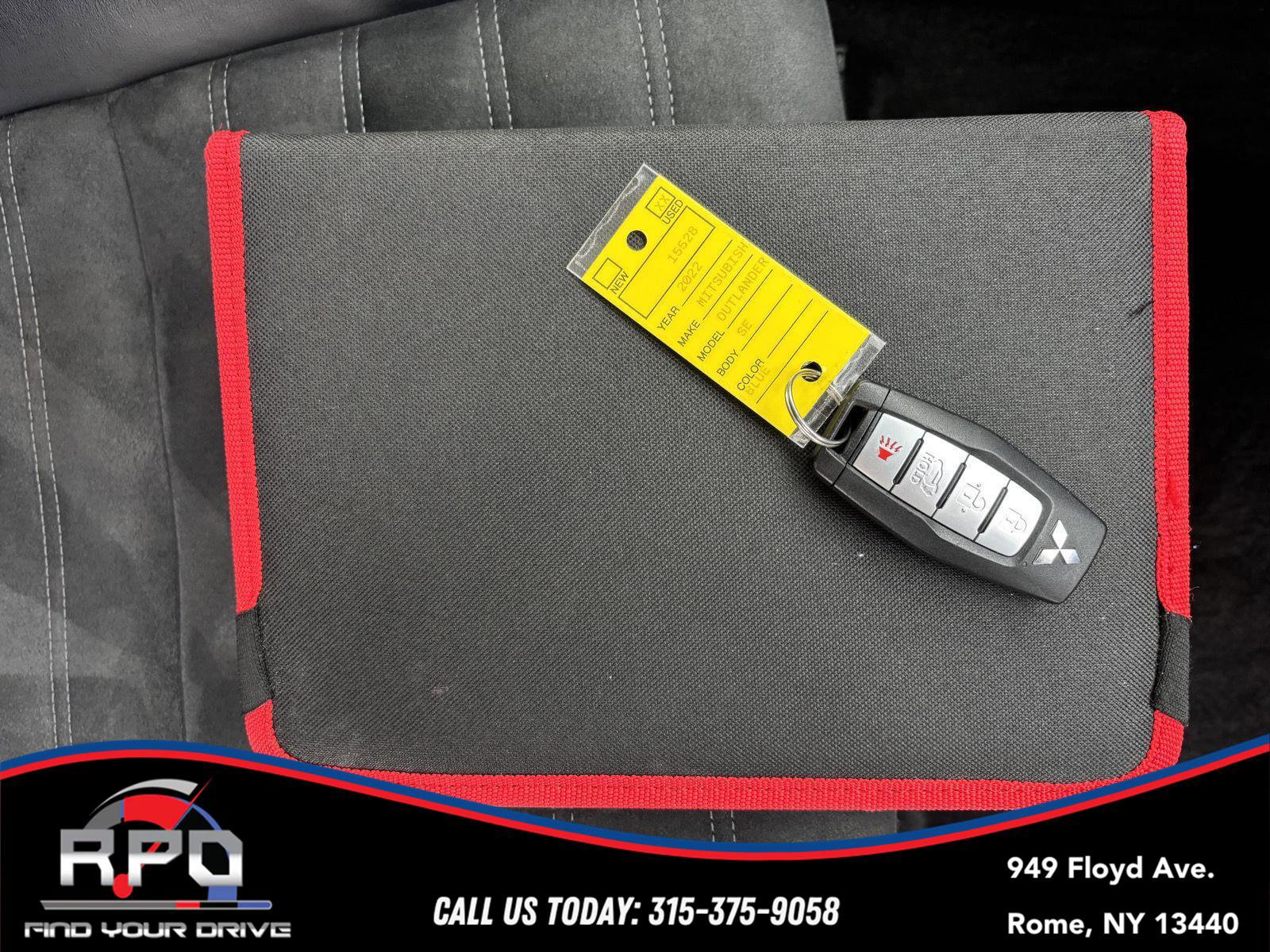 Used 2022 Mitsubishi Outlander SE image 28