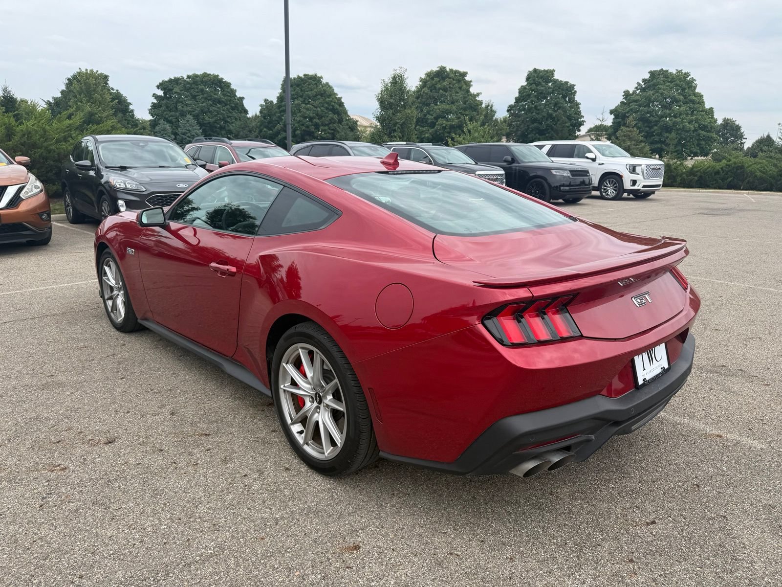 Used 2024 Ford Mustang GT Premium RWD image 7