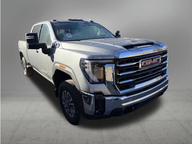 Used 2024 GMC Sierra 2500 SLE w/ SLE Value Package; image 3