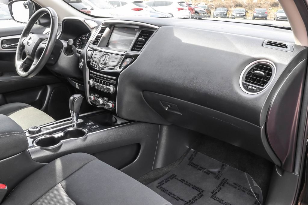 Used 2017 Nissan Pathfinder SV w/ SV Cold Weather Package image 37