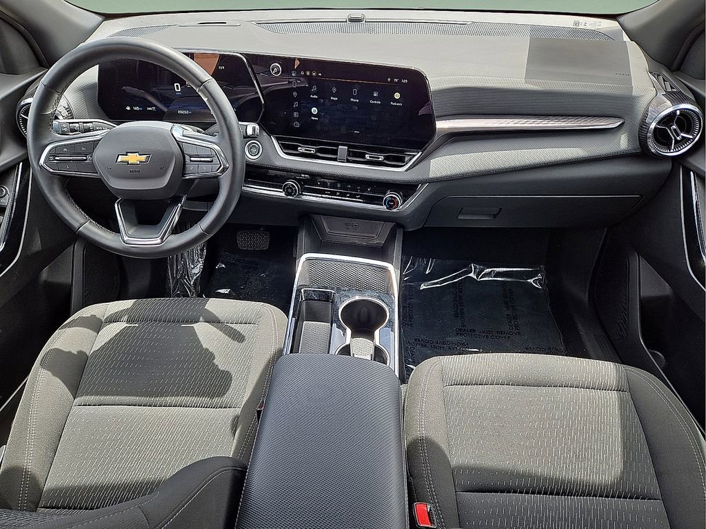 Used 2025 Chevrolet Equinox LT AWD/4WD image 16