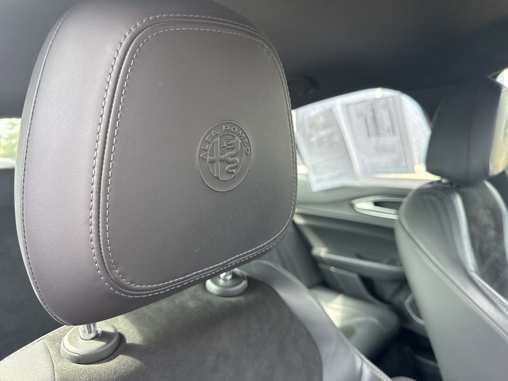 Used 2018 Alfa Romeo Giulia Quadrifoglio image 63