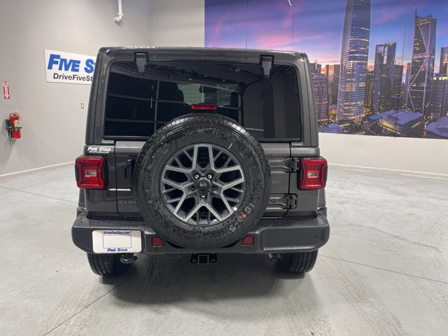 New 2025 Jeep Wrangler Sahara w/ Safety Group image 28
