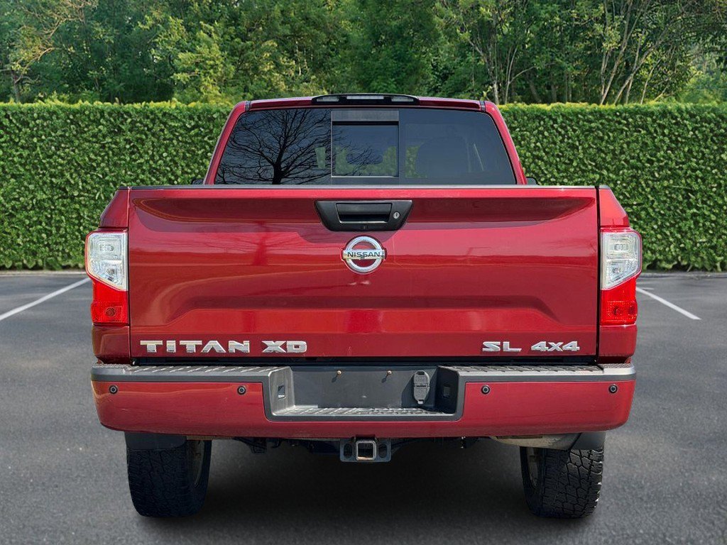 Used 2017 Nissan Titan SL image 5