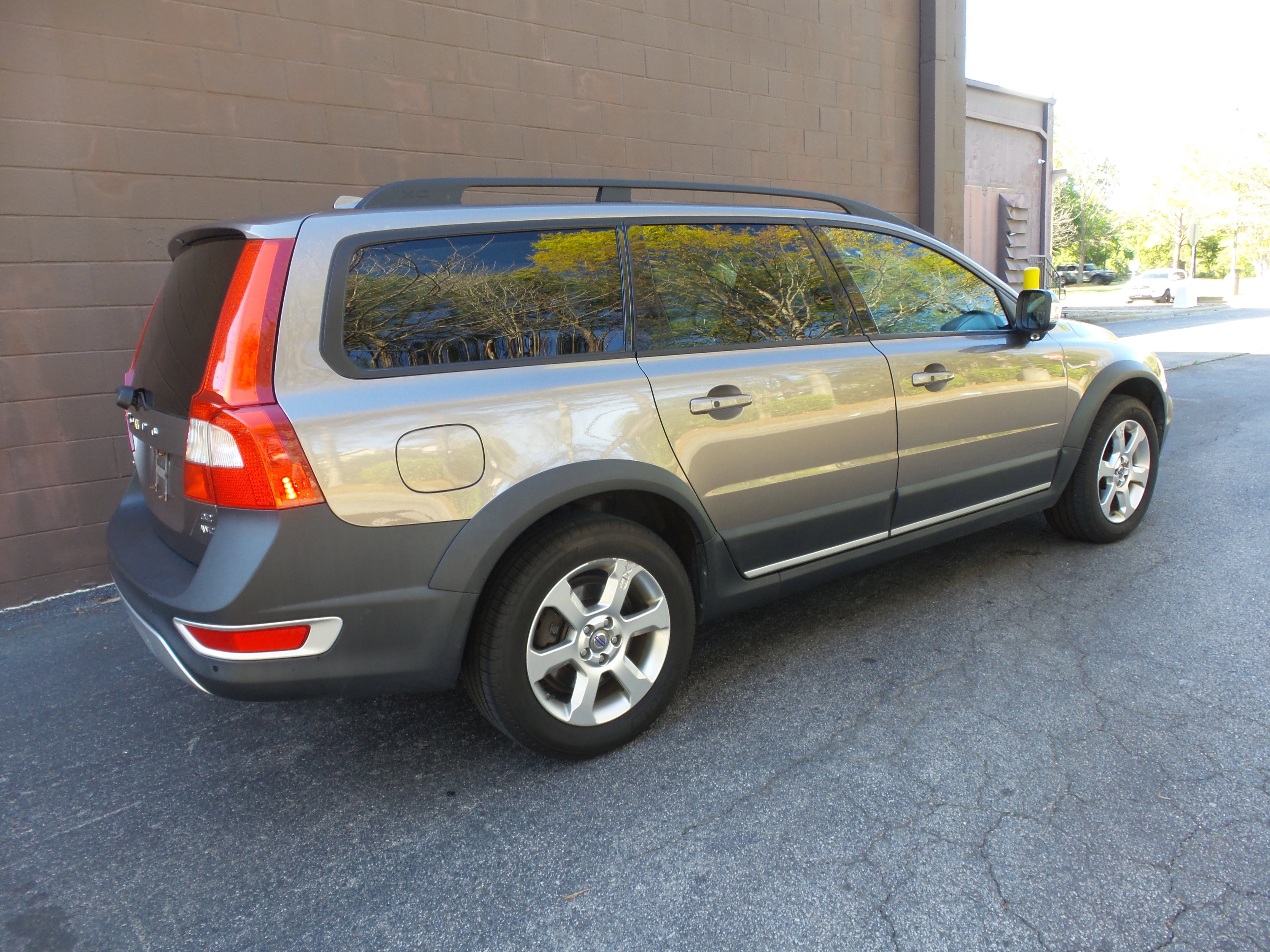Used 2008 Volvo XC70 3.2 image 4