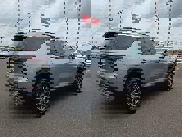 New 2026 Chevrolet Traverse LT image 5