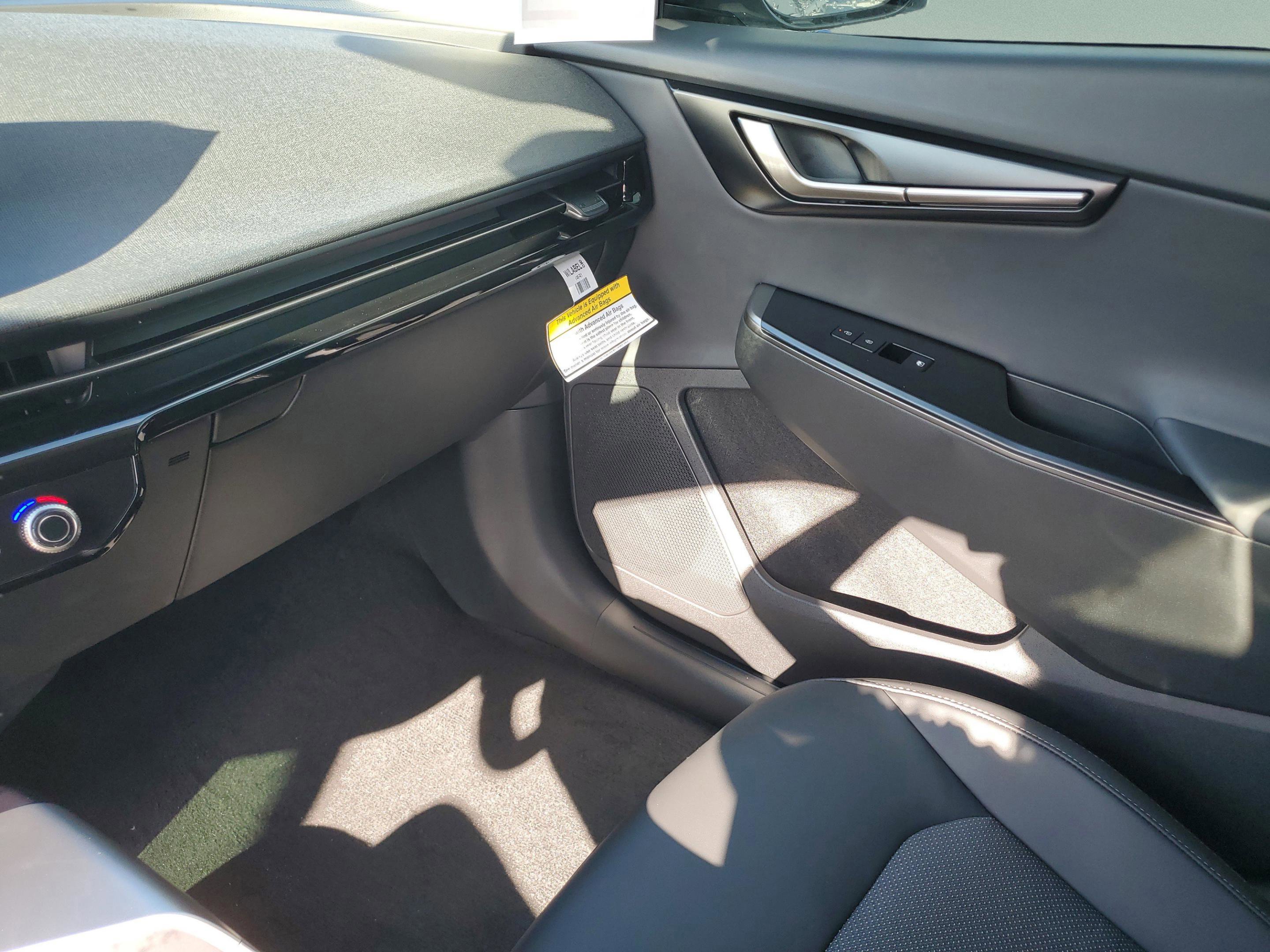 New 2025 Kia EV6 Light w/ Light LR Technology Package image 6