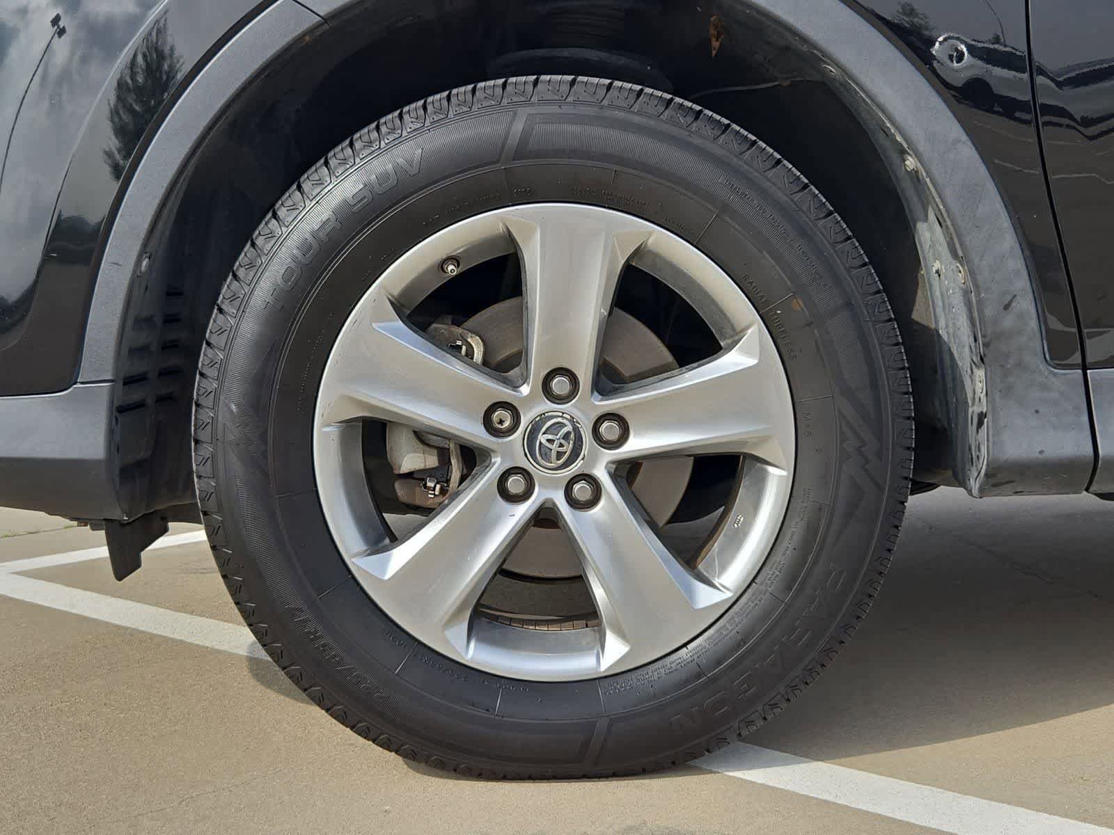 Used 2015 Toyota RAV4 XLE FWD image 13