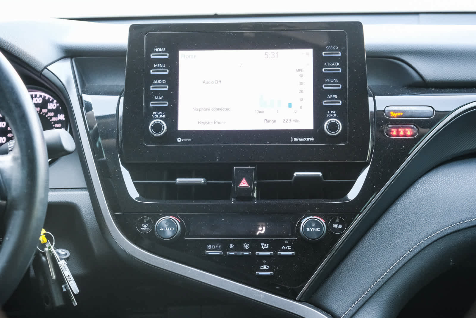 Certified 2022 Toyota Camry SE FWD image 14