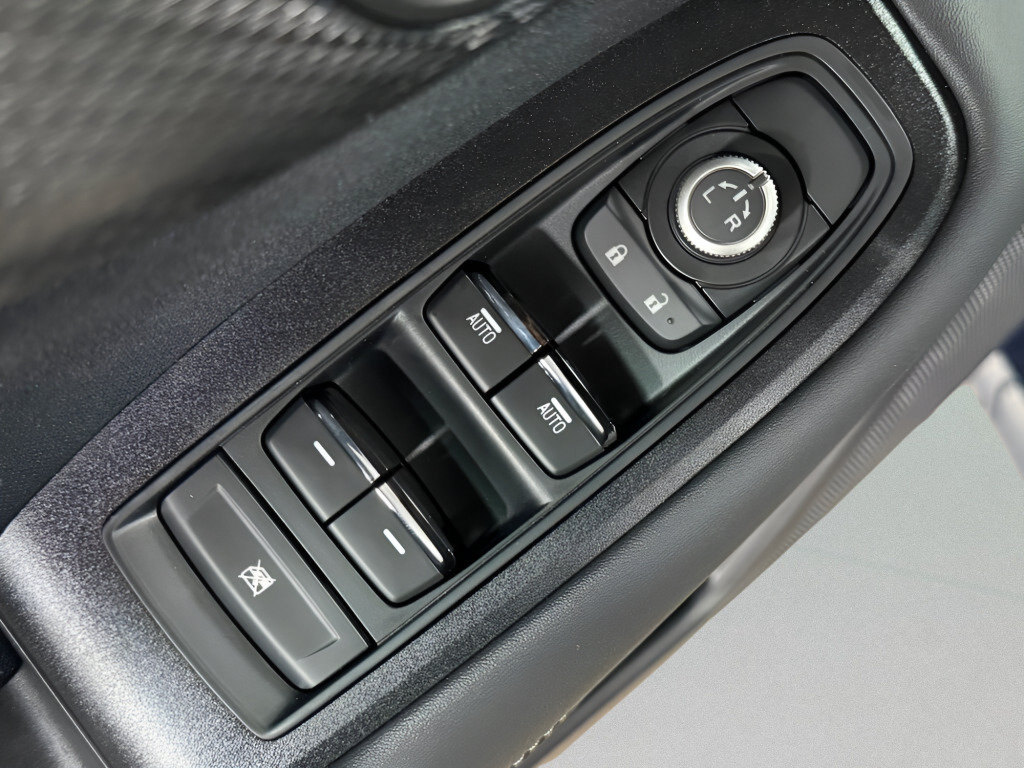 Certified 2025 Subaru Legacy Premium AWD/4WD image 22